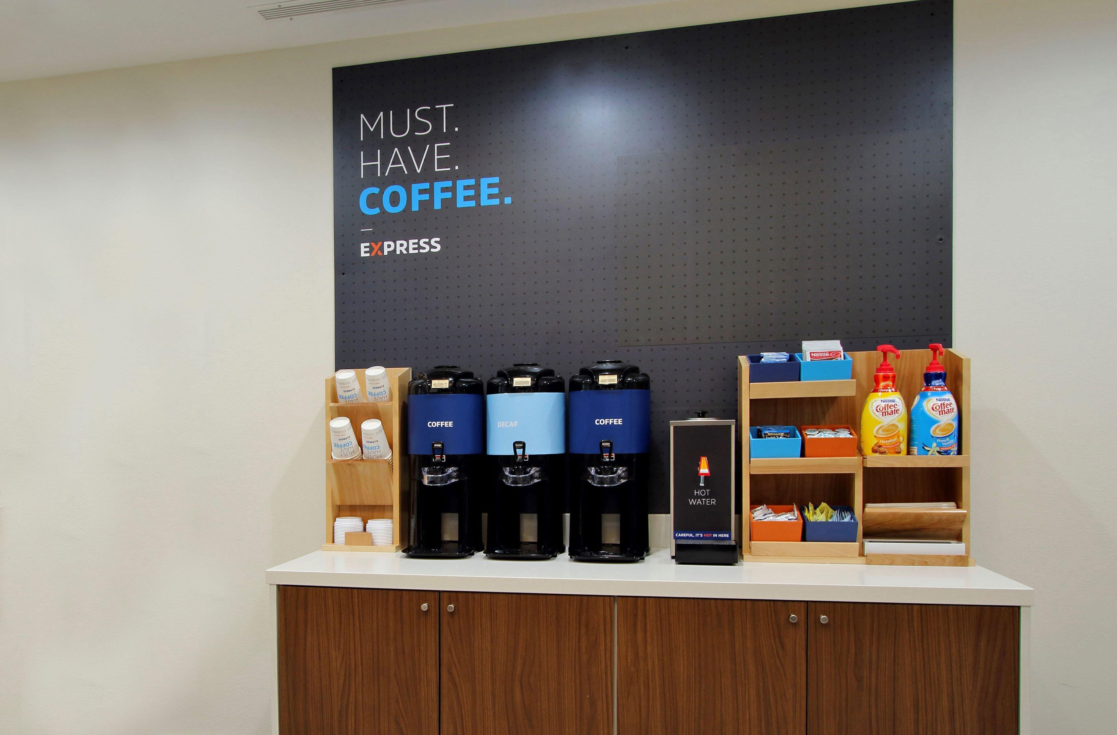 Holiday Inn Express Hotel & Suites Antigo By Ihg Esterno foto
